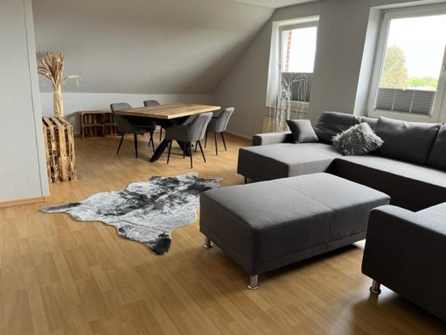 Neustaedter Hof Hotel Garni 노이슈타트암루벤베르크 외부 사진